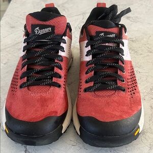Danner Womens Red and Black Trail 2650 Shoes